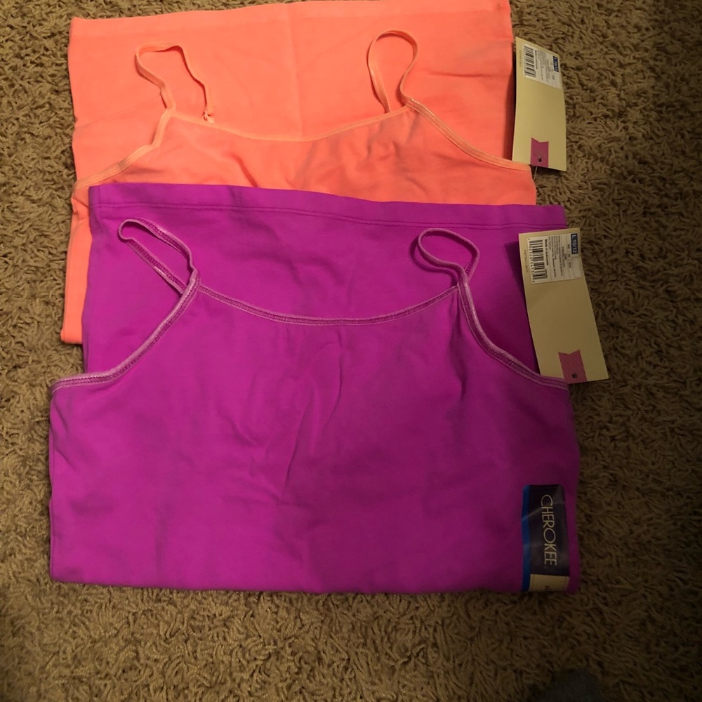 Bundle of 2 camis